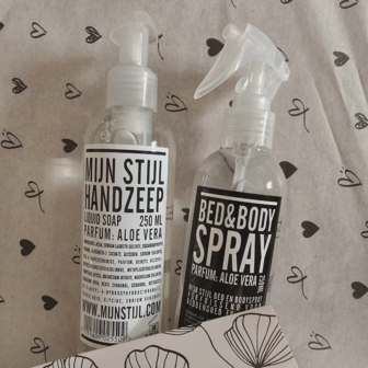 distelroos-mijn-stijl-Cadeauset-handzeep-Bed-bodyspray-aloe-vera-moederdageditie