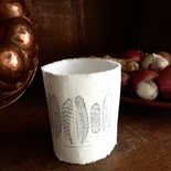 AfroDutchPaperStone - Tealight holder feathers