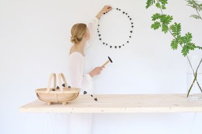 Jurianne Matter - Theedoek Rosary Vine